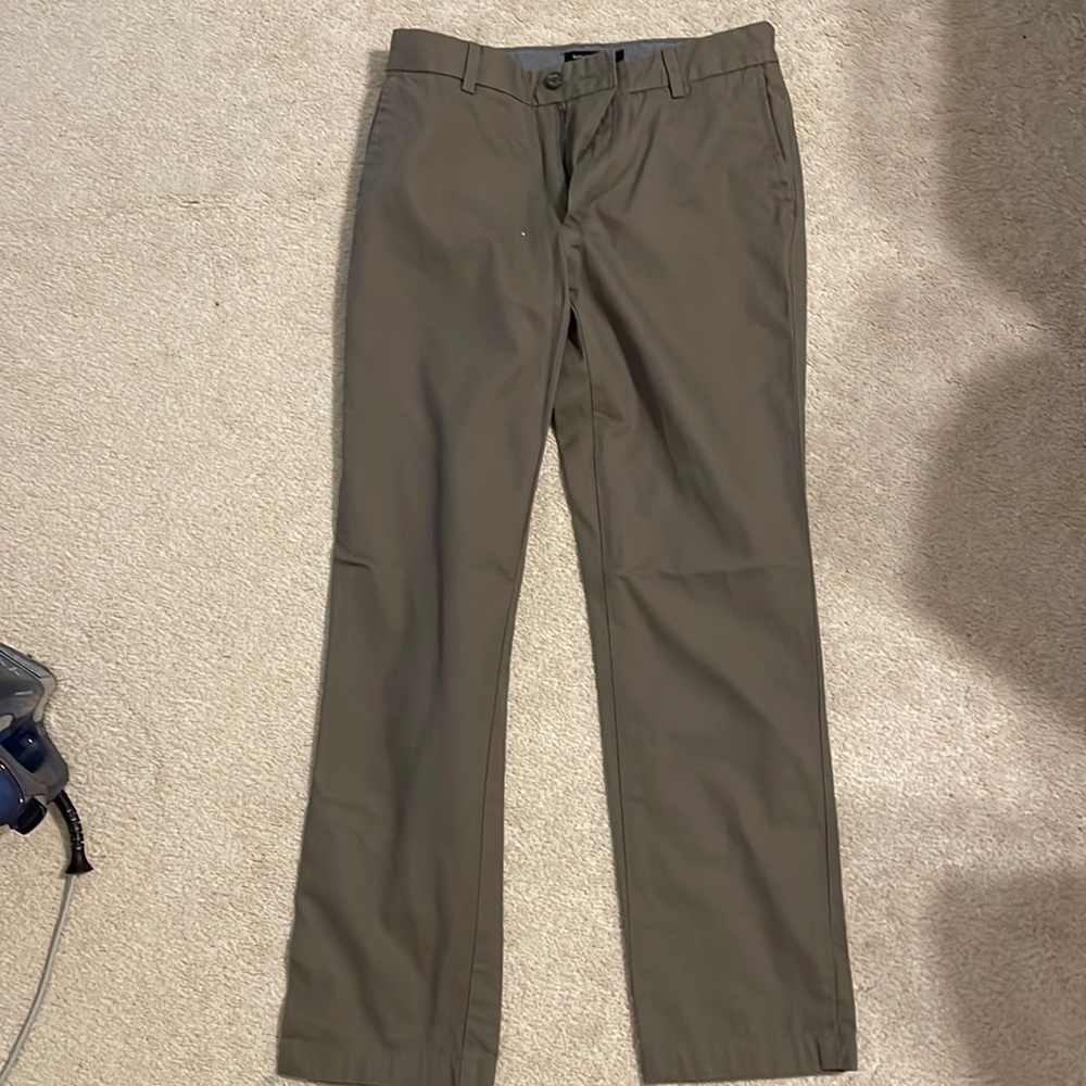 Men’s pants never worn